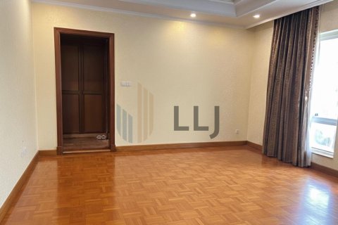 Villa itt: Al Mushrif, Abu Dhabi, EAE, 4 hálószoba, 1411.6 m², azonosító: 669052 - fénykép 18