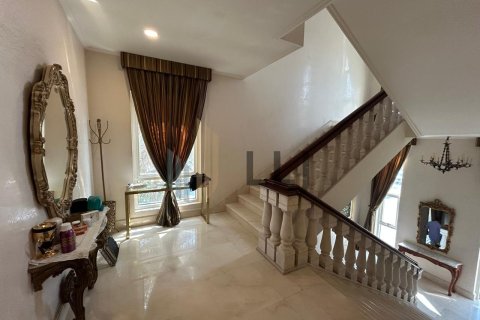Villa itt: Al Mushrif, Abu Dhabi, EAE, 4 hálószoba, 1411.6 m², azonosító: 669052 - fénykép 11