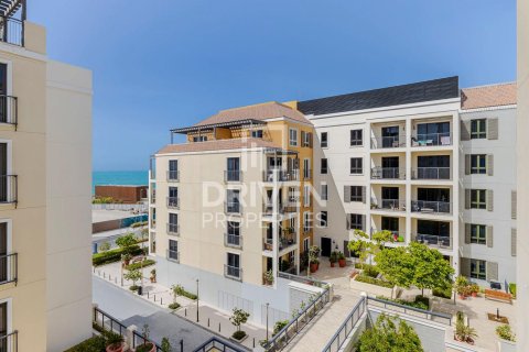 Пәтер Джумейра, Дубай, БАӘ-да 1 жатын бөлме, 73 м² № 655211 - фото 2