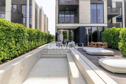 Jumeirah, Dubai, संयुक्त अरब अमीरात में विला, 5 बेडरूम, 469 वर्ग मीटर, संख्या 654893 - फ़ोटो 29