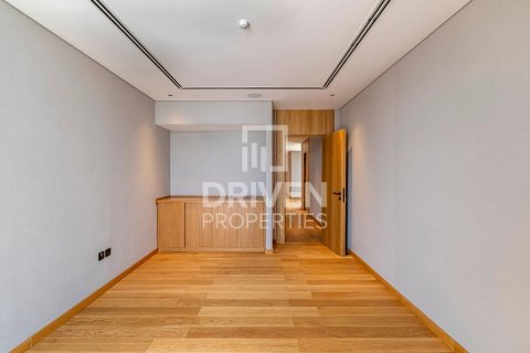 Jumeirah, Dubai, संयुक्त अरब अमीरात में विला, 5 बेडरूम, 469 वर्ग मीटर, संख्या 654893 - फ़ोटो 21