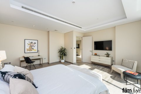 Byt v Palm Jumeirah, Dubai, SAE 4 ložnice, 464.8 m² Č.: 563853 - fotografie 25