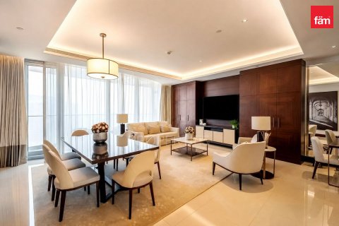 Apartamento en alquiler en Downtown Dubai (Downtown Burj Dubai), Dubai, EAU 3 dormitorios, 187.8 m2 № 760335 - foto 2