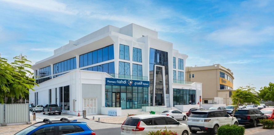 Shop in Arjan, Dubai, UAE 364.2 sq.m. № 752197