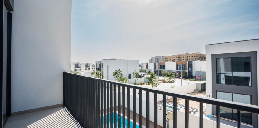 Villa Dubaijā, AAE 4 istabas, 411.1 m2 Nr. 687464