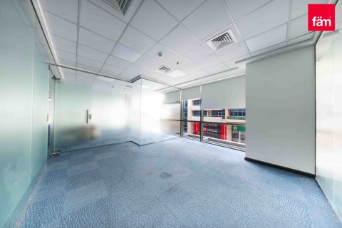 Office til salg i Business Bay, Dubai, UAE 392.1 kvm № 687470 - foto 4