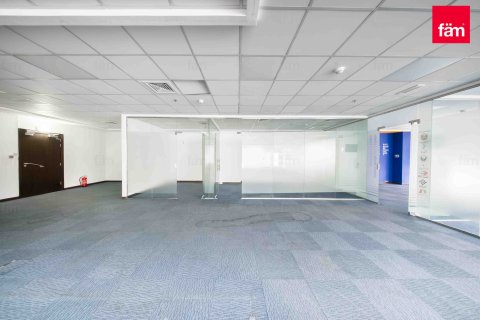 Office til salg i Business Bay, Dubai, UAE 392.1 kvm № 687470 - foto 5