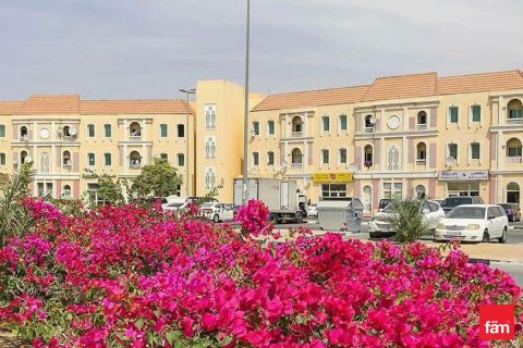 Ndërtesa në International City, Dubai, Emiratet e Bashkuara Arabe 2050 m2. № 687467 - Foto 6