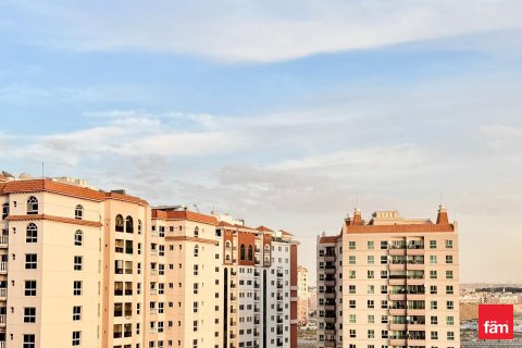 Ndërtesa në International City, Dubai, Emiratet e Bashkuara Arabe 2050 m2. № 687467 - Foto 13