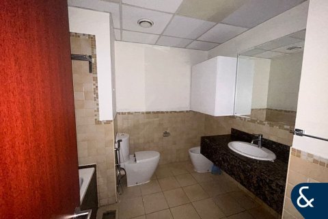 Üürile anda korter asukohaga Jumeirah Beach Residence, Dubai, AÜE: 1 magamistoaga, 106 m² Nr 667963 - pilt 8