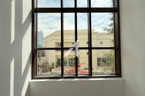 Villa til leie i Al Barsha, Dubai, Emiratene 6 soverom, 471 kvm Nr. 699264 - Foto 19