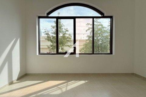 Villa til leie i Al Barsha, Dubai, Emiratene 6 soverom, 471 kvm Nr. 699264 - Foto 11