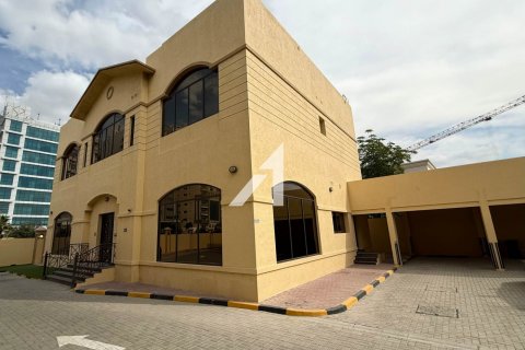 Villa til leie i Al Barsha, Dubai, Emiratene 6 soverom, 471 kvm Nr. 699264 - Foto 23