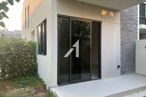 Villa til leie i Akoya, Dubai, Emiratene 3 soverom, 175 kvm Nr. 699260 - Foto 11