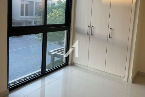 Villa til leie i Akoya, Dubai, Emiratene 3 soverom, 175 kvm Nr. 699260 - Foto 10