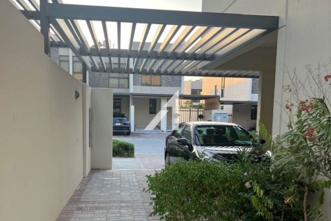 Villa til leie i Akoya, Dubai, Emiratene 3 soverom, 175 kvm Nr. 699260 - Foto 8