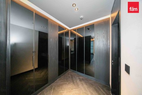 Appartement te huur in Business Bay, Dubai, VAE 3 slaapkamers, 245.6 vr.m., nr 736908 - foto 16