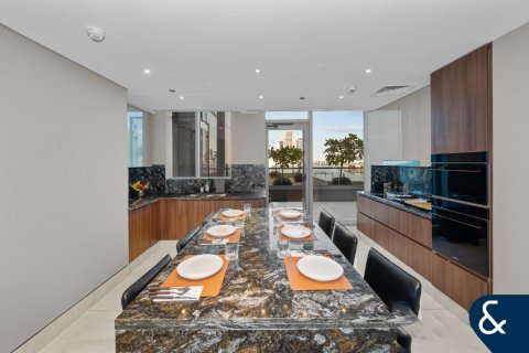 Apartamento para arrendamento em Business Bay, Dubai, EAU 3 quartos, 484 m2 № 668344 - foto 10