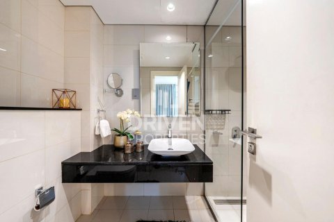 Lakás itt: Business Bay, Dubai, EAE, 1 hálószoba, 89 m², azonosító: 683461 - fénykép 17