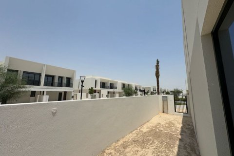 Radový dom v Town Square, Dubai, SAE 4 spálne, 215.72 m2 č. 755448 - Fotografia 7
