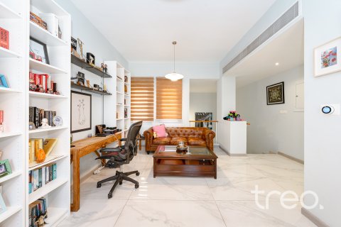 וילה להשכרה ב Meadows, Dubai, איחוד האמירויות  4 חדרי שינה, 332.41 מ"ר, מספר 755473 - תמונה 9