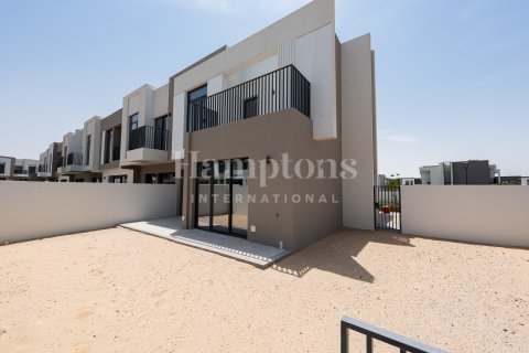 Villa te huur in Dubai South (Dubai World Central), Dubai, VAE 4 slaapkamers, 210.33239200 vr.m., nr 651099 - foto 3