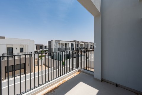Villa te huur in Dubai South (Dubai World Central), Dubai, VAE 4 slaapkamers, 210.33239200 vr.m., nr 651099 - foto 15