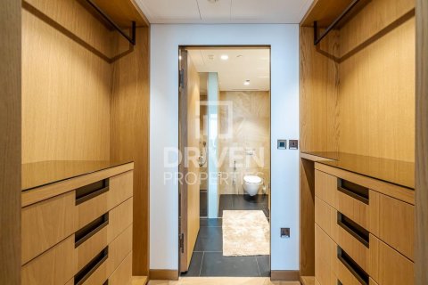 Apartamento en venta en Jumeirah, Dubai, EAU 3 dormitorios, 244 m2 № 682610 - foto 18