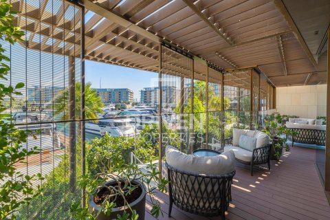 Купить квартиру в Джумейра, Дубай, ОАЭ 2 спальни, 425м2, № 682611 - фото 20