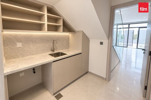 Mohammed Bin Rashid City, Dubai, UAE의 임대용 타운하우스 침실 4개, 373.3제곱미터 번호 769124 - 사진 4