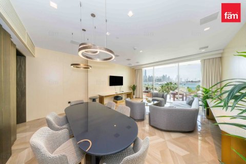 Διαμέρισμα σε Palm Jumeirah, Dubai, ΗΑΕ 2 υπνοδωμάτια, 152.9 τ.μ. Αρ. 740525 - φωτογραφία 2