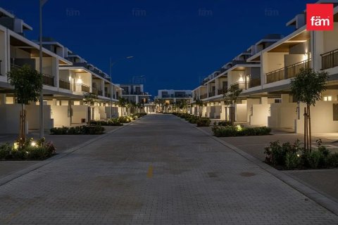 Stadthaus zur Miete in Dubai, VAE 4 Schlafzimmer, 112.2 m2 Nr. 740519 - Foto 7