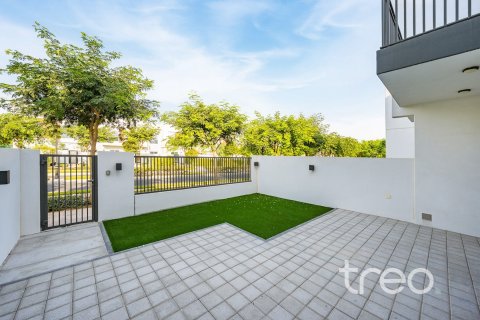 Huvila Dubai Land, Dubai, Arabiemiraatit 3 makuuhuonetta, 181.35 m2 № 755522 - kuva 2