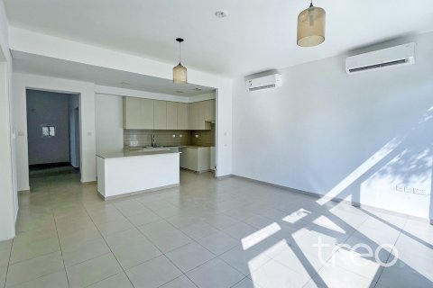 Townhouse in Town Square, Dubai, UAE 4 bedrooms, 224.83 sq.m. № 755518 - photo 1