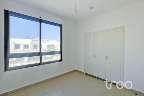 Townhouse in Town Square, Dubai, UAE 4 bedrooms, 224.83 sq.m. № 755518 - photo 11