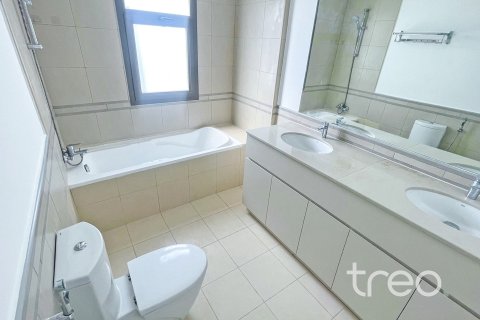 Townhouse in Town Square, Dubai, UAE 4 bedrooms, 224.83 sq.m. № 755518 - photo 10