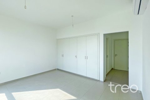 Townhouse in Town Square, Dubai, UAE 4 bedrooms, 224.83 sq.m. № 755518 - photo 14
