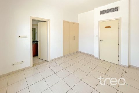 Vila di The Springs, Dubai, UAE 2 bilik tidur, 153.01 meter persegi № 755517 - foto 13
