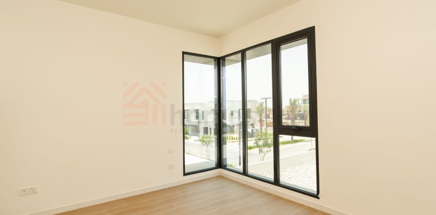 Adosado en Jebel Ali, Dubai, EAU 3 dormitorios, 238 m² № 721236