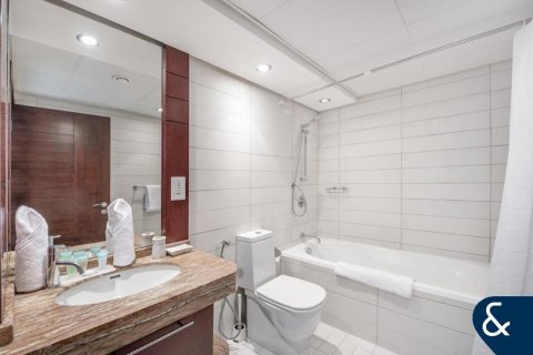 Appartement te koop in Downtown Dubai (Downtown Burj Dubai), Dubai, VAE 1 slaapkamer, 68 vr.m., nr 667811 - foto 14