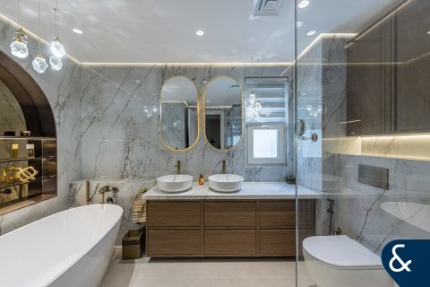 Vila u gradu Dubai Sports City, Dubai, UAE 5 spavaće sobe, 402 m2 Br. 667809 - Slika 10