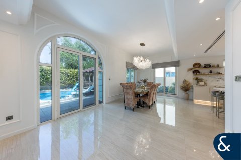 Vila u gradu Dubai Sports City, Dubai, UAE 5 spavaće sobe, 402 m2 Br. 667809 - Slika 5
