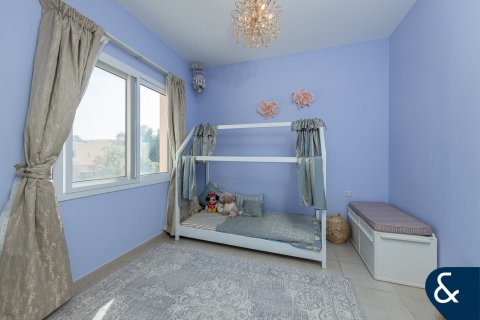 Vila u gradu Dubai Sports City, Dubai, UAE 5 spavaće sobe, 402 m2 Br. 667809 - Slika 14