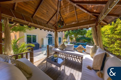 Vila u gradu Dubai Sports City, Dubai, UAE 5 spavaće sobe, 402 m2 Br. 667809 - Slika 24