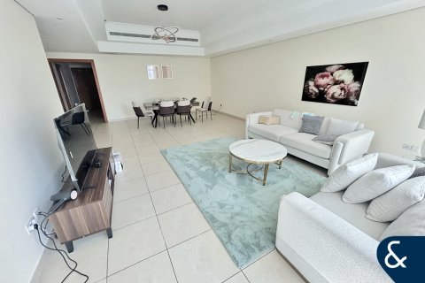 Appartement à vendre à  Jumeirah Lake Towers, Dubai, EAU 2 chambres, 184 m2 № 667812 - photo 2