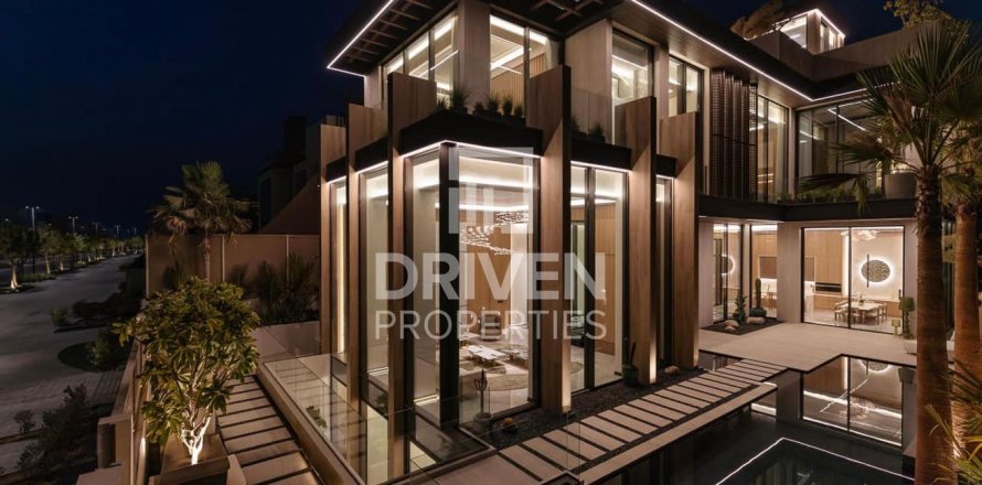 Villa in Jumeirah, Dubai, VAE 5 slaapkamers, 1250 vr.m. nr 652999