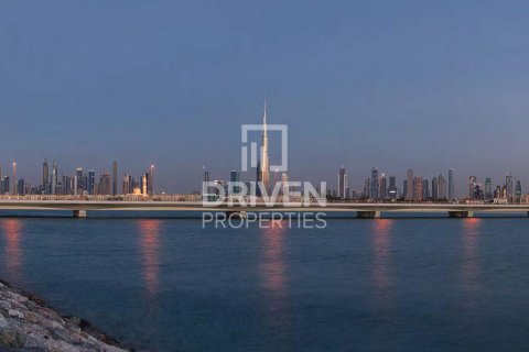 Villa in Jumeirah, Dubai, UAE 5 bedrooms, 1299 sq.m. № 652996 - photo 13