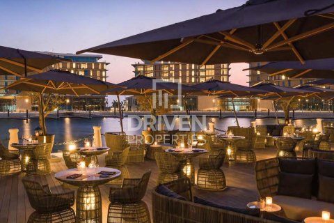 Villa in Jumeirah, Dubai, UAE 5 bedrooms, 1299 sq.m. № 652996 - photo 17