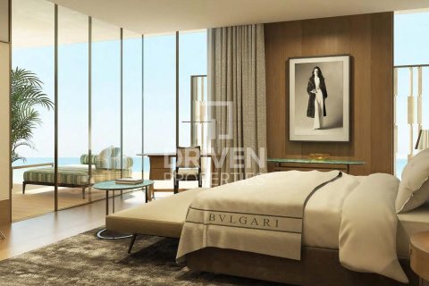 Villa in Jumeirah, Dubai, UAE 5 bedrooms, 1299 sq.m. № 652996 - photo 9