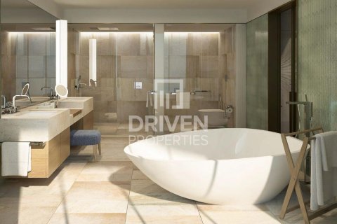 Villa in Jumeirah, Dubai, UAE 5 bedrooms, 1299 sq.m. № 652996 - photo 11